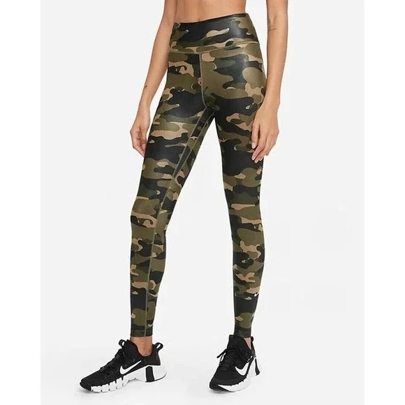 Nike Pants - NWT Nike Dri-FIT One Army Shine Camo High Rise Leggings